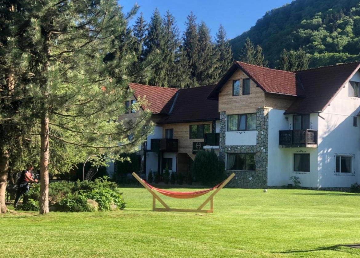 Garden Retreat (Adults Only) 호텔 브란 외부 사진